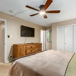 Casa Feliz Old Town Condo With Pool By Downtown!
