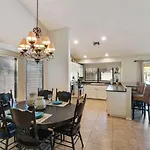 Charming Scottsdale Home With Pool, Hot Tub And Patio!