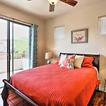 Scottsdale Escape With Community Pool, Golf And Tennis