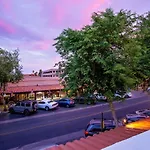 Live Above Shops And Restaurants In Oldtown Scottsdale