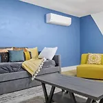 Just Listed Modern Classy 4 Bdrm Heart Of Oldtown