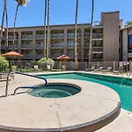 Best Western Plus Scottsdale Thunderbird Suites
