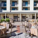 Embassy Suites By Hilton Scottsdale Resort