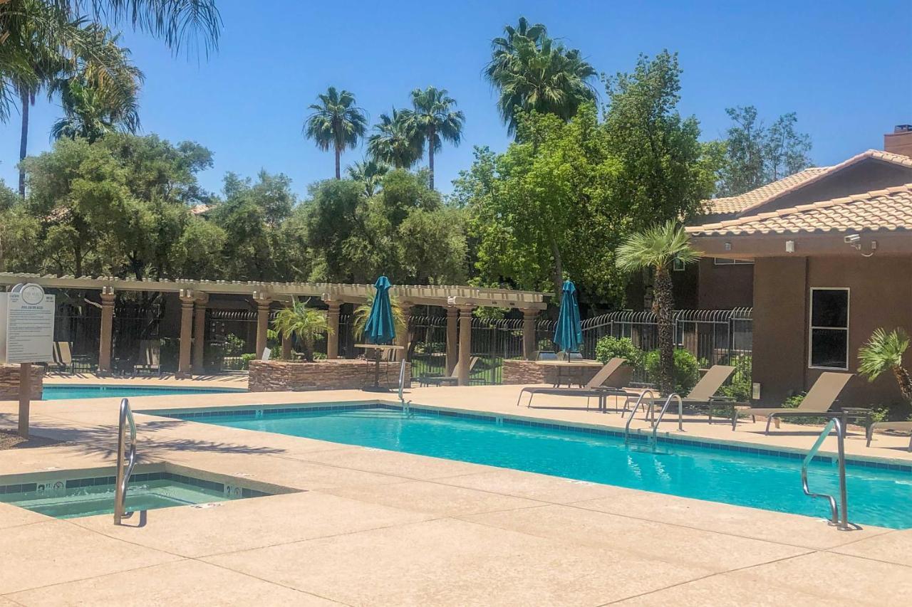 With Pool Walk To Kierland *