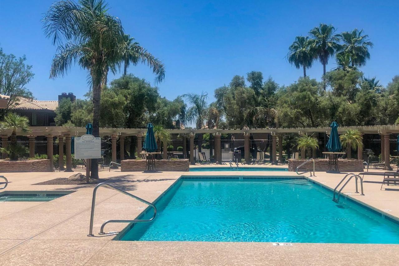 With Pool Walk To Kierland * Scottsdale