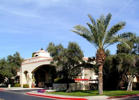 Cottonwoods & Hotel 3*