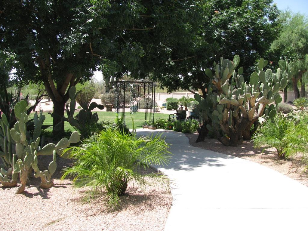 Hotel Cottonwoods & 3*