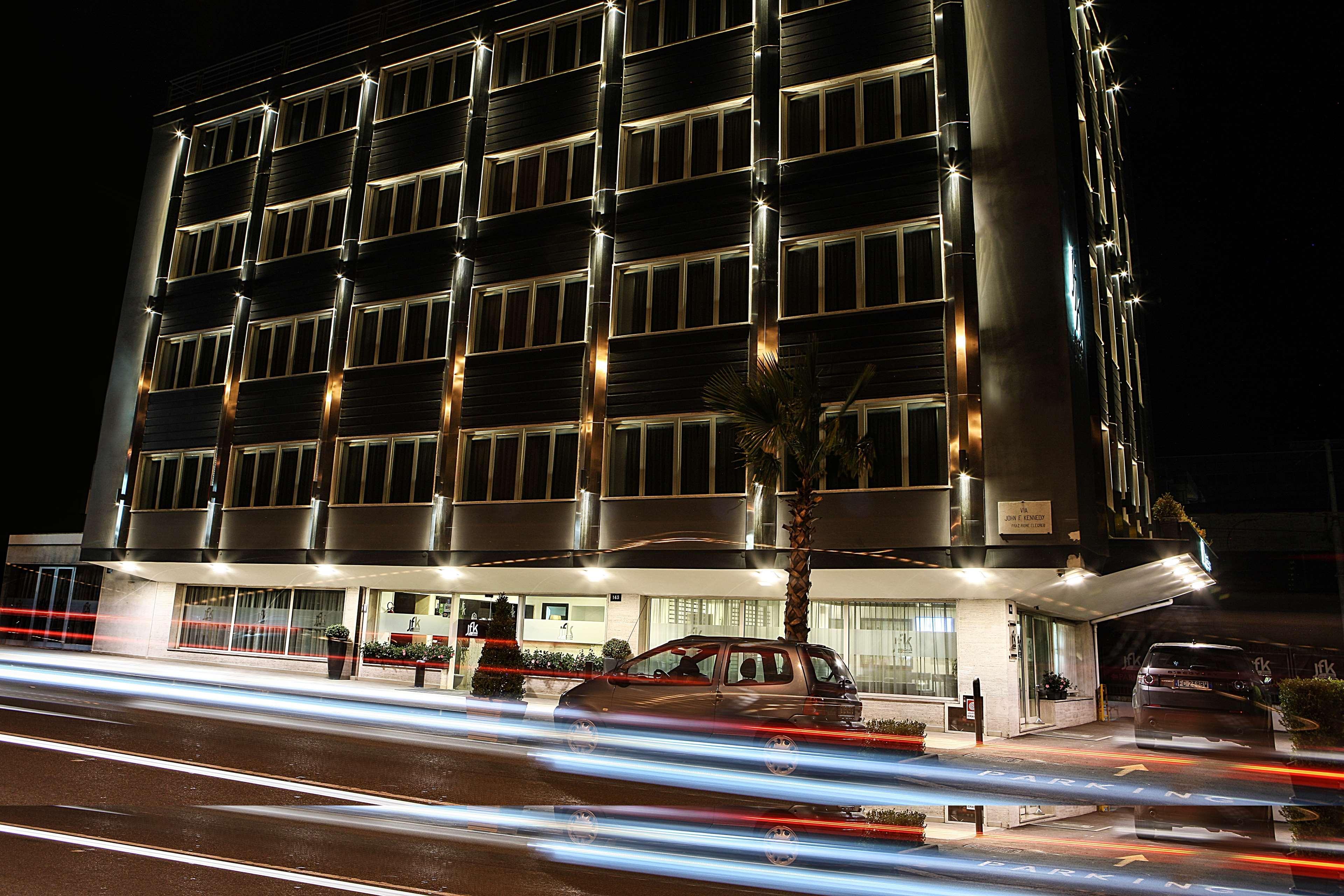 Hotel Western Thunderbird