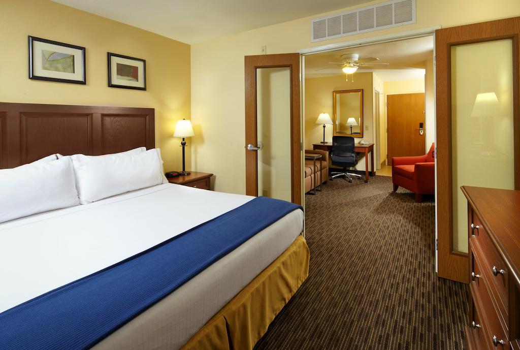 Resort Express & - Old Town, An Ihg