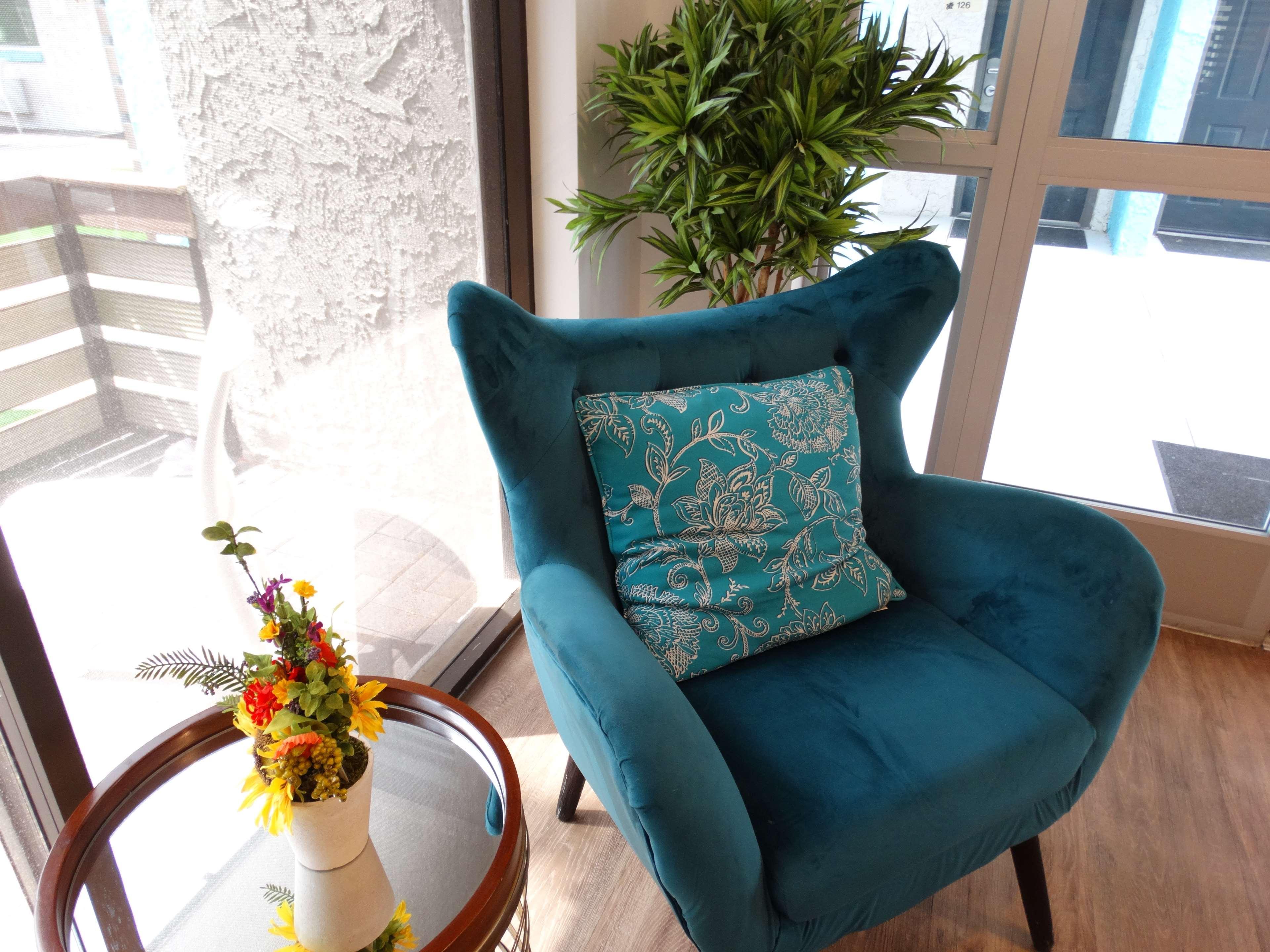 Bixby Hotel 3*