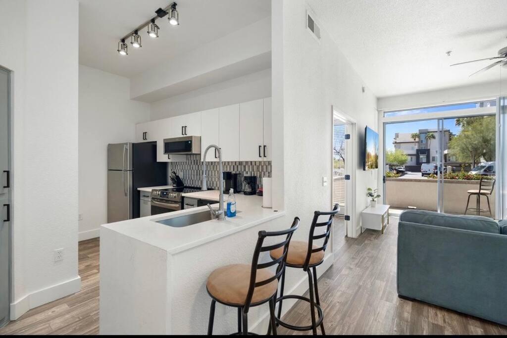 Modern 2 Bedroom Apt In Apartamento Scottsdale