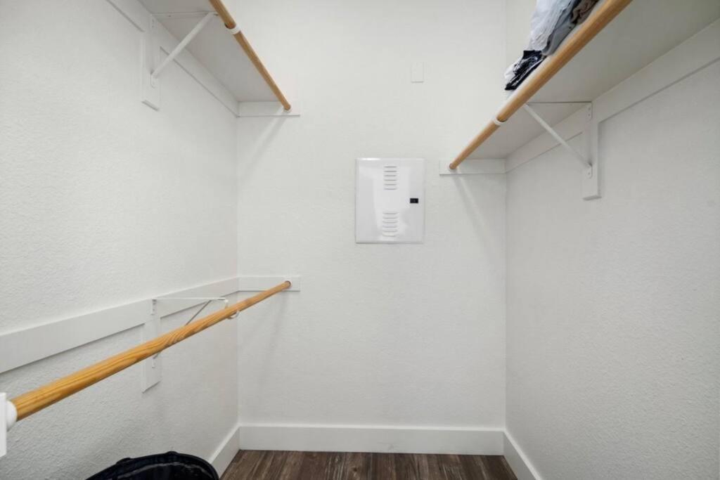 Apartamento Modern 2 Bedroom Apt In *