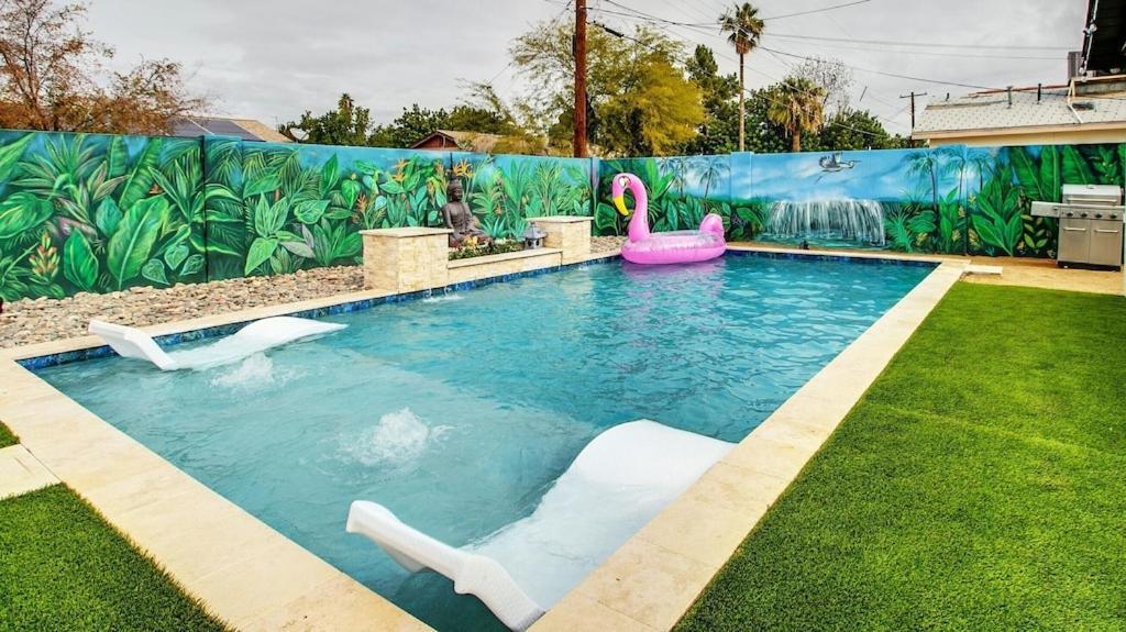 Charming Zen With Heated Pool, Pool Table, Arcade And Mini Golf. Scottsdale
