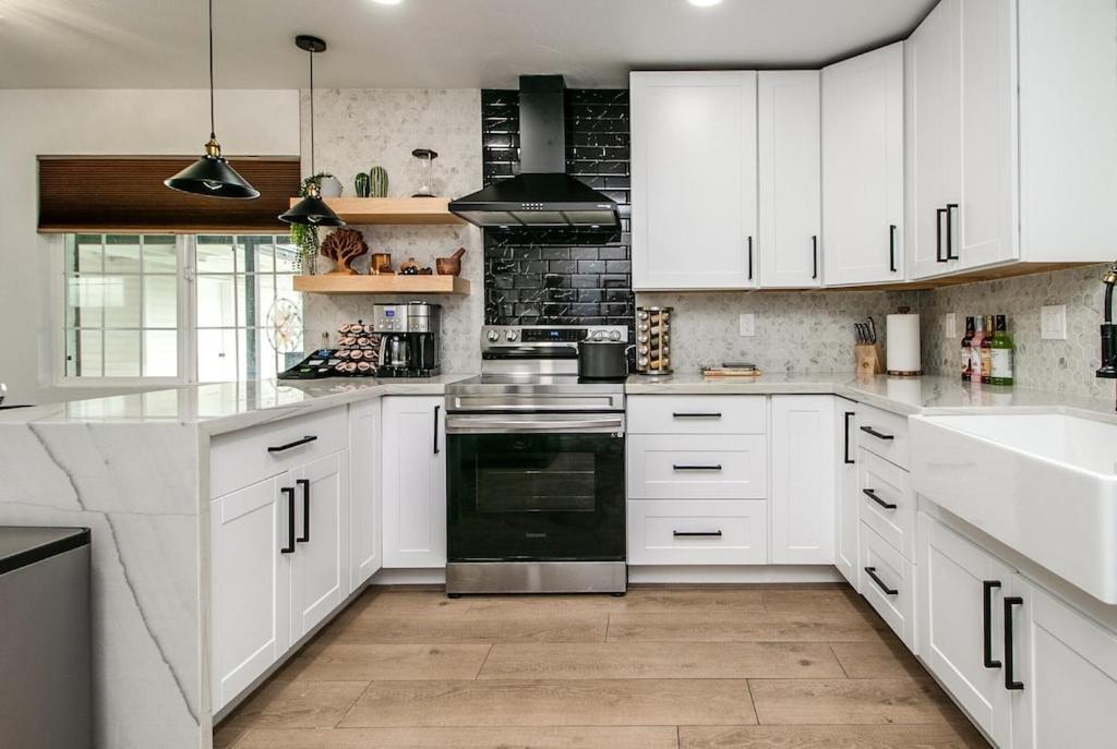 Charming Zen With Heated Pool, Pool Table, Arcade And Mini Golf. * Scottsdale