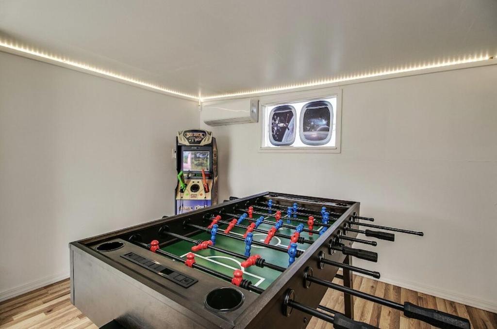 Charming Zen With Heated Pool, Pool Table, Arcade And Mini Golf. Holiday home Scottsdale