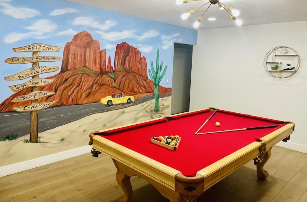 Holiday home Charming Zen With Heated Pool, Pool Table, Arcade And Mini Golf. Scottsdale
