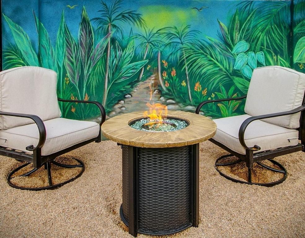 Charming Zen With Heated Pool, Pool Table, Arcade And Mini Golf. Scottsdale