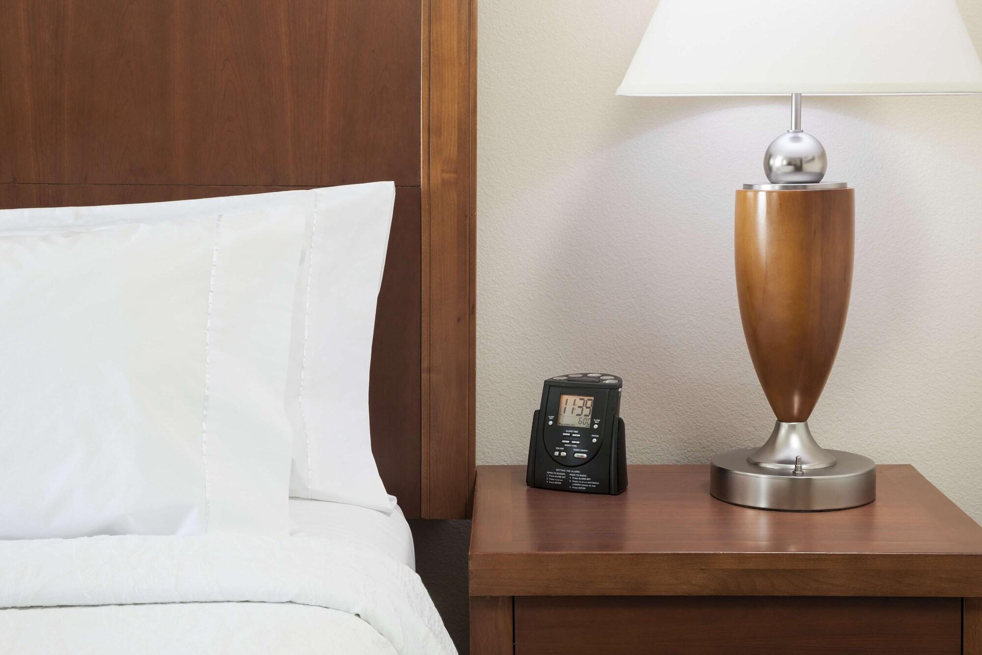 Hilton Garden North/perimeter Center 3*