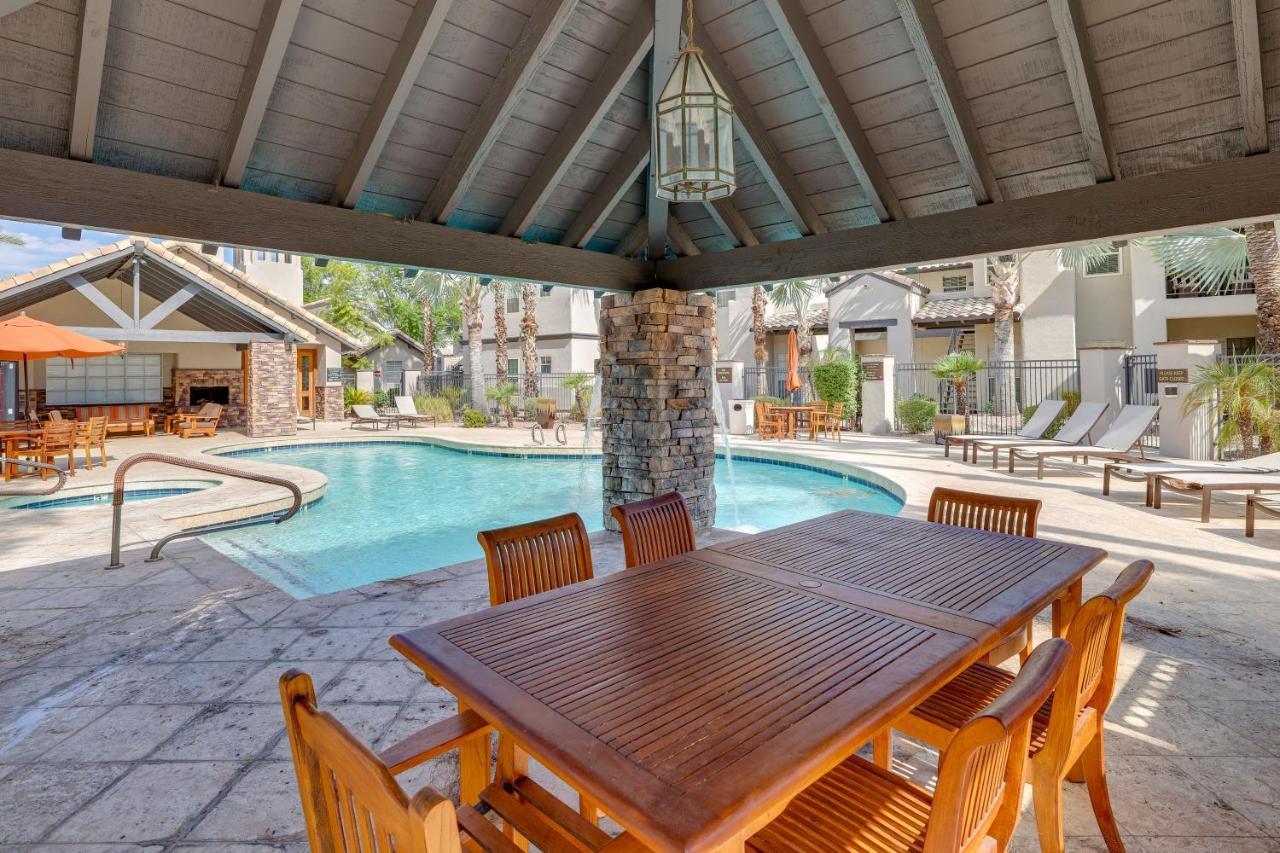 Lovely Retreat Pool And Hot Tub Access! Apartment *