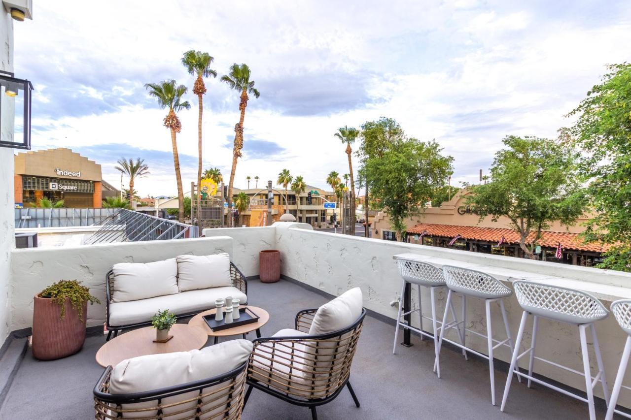 Live Above Shops And Restaurants In Oldtown