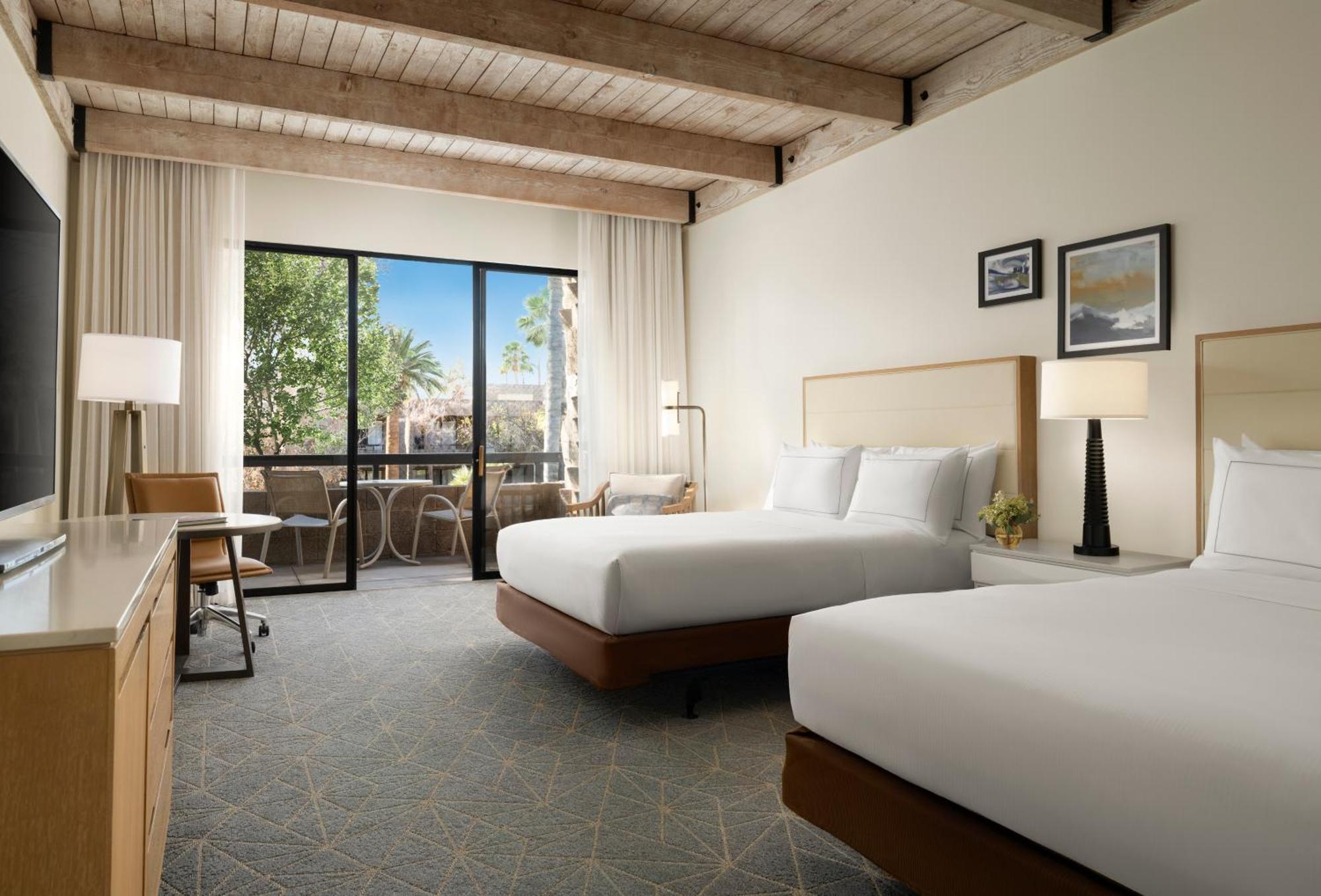 Doubletree By Hilton Paradise Valley Resort