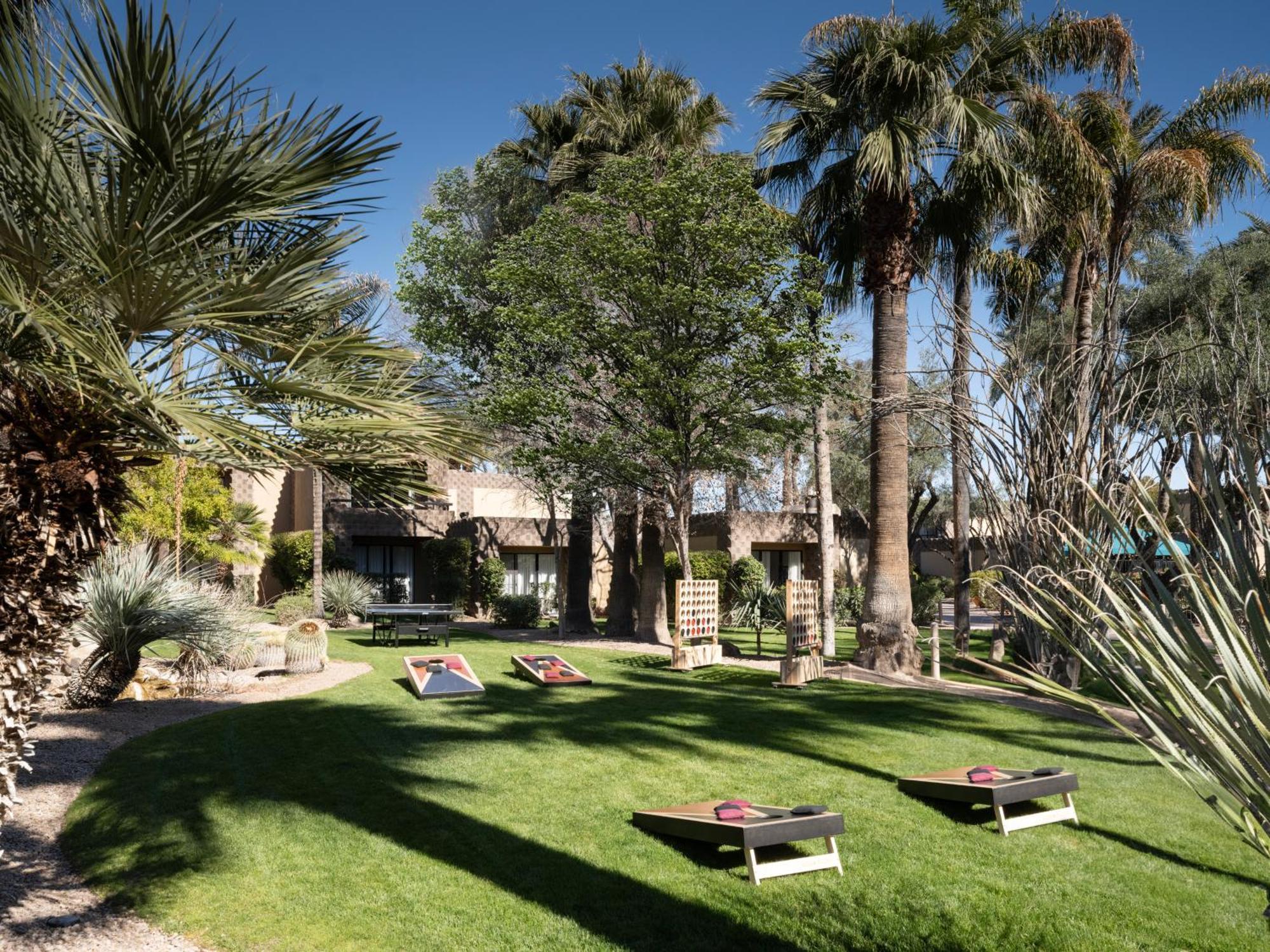 Doubletree By Hilton Paradise Valley Resort 4*