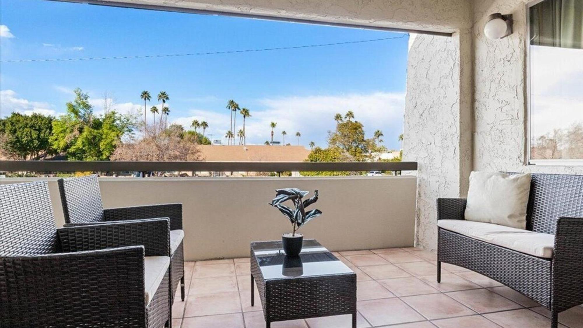 Beautiful 2-bdrm 2-bath In Old Town Casa de férias Scottsdale