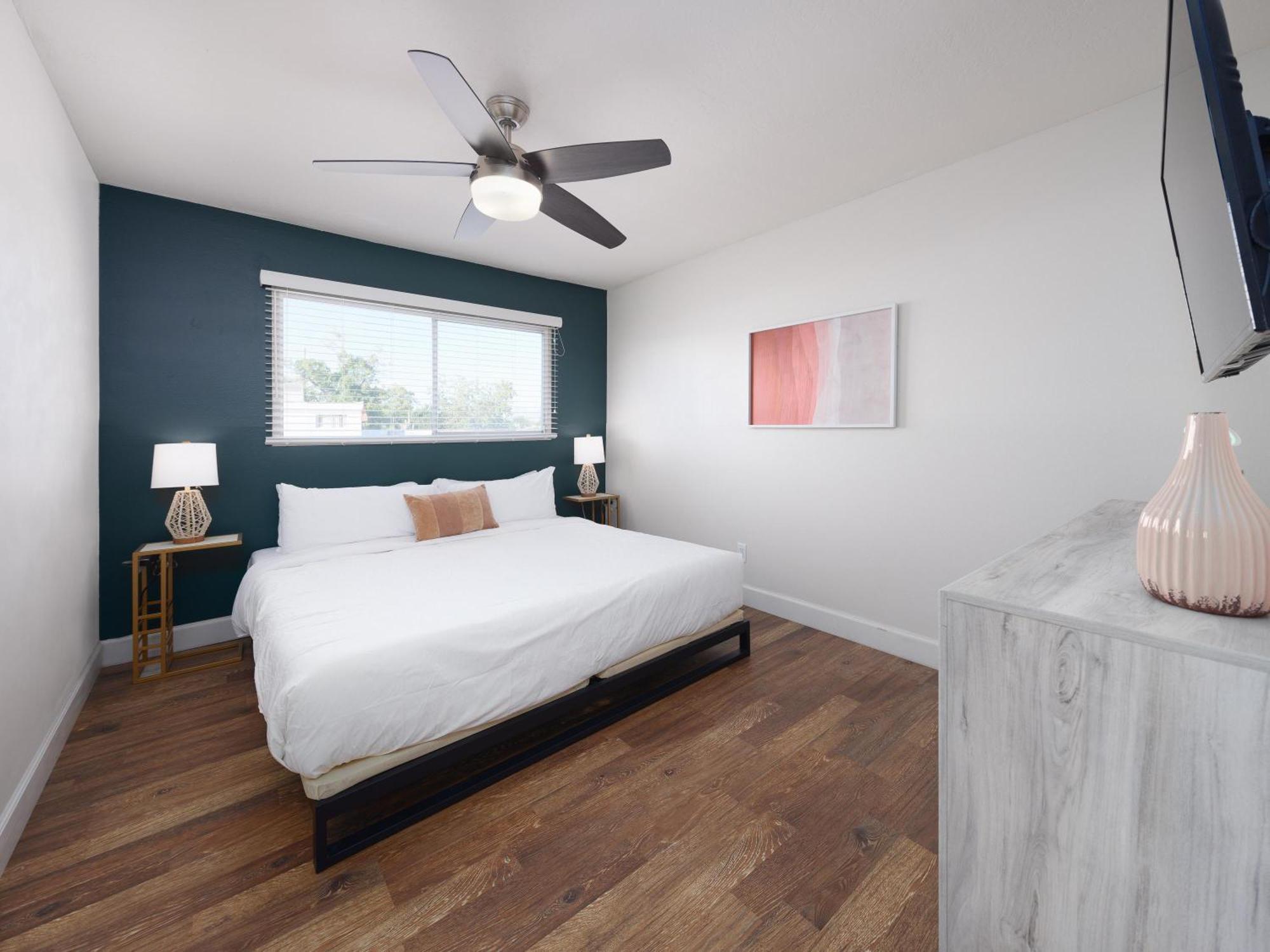 Modern Tropics * Scottsdale
