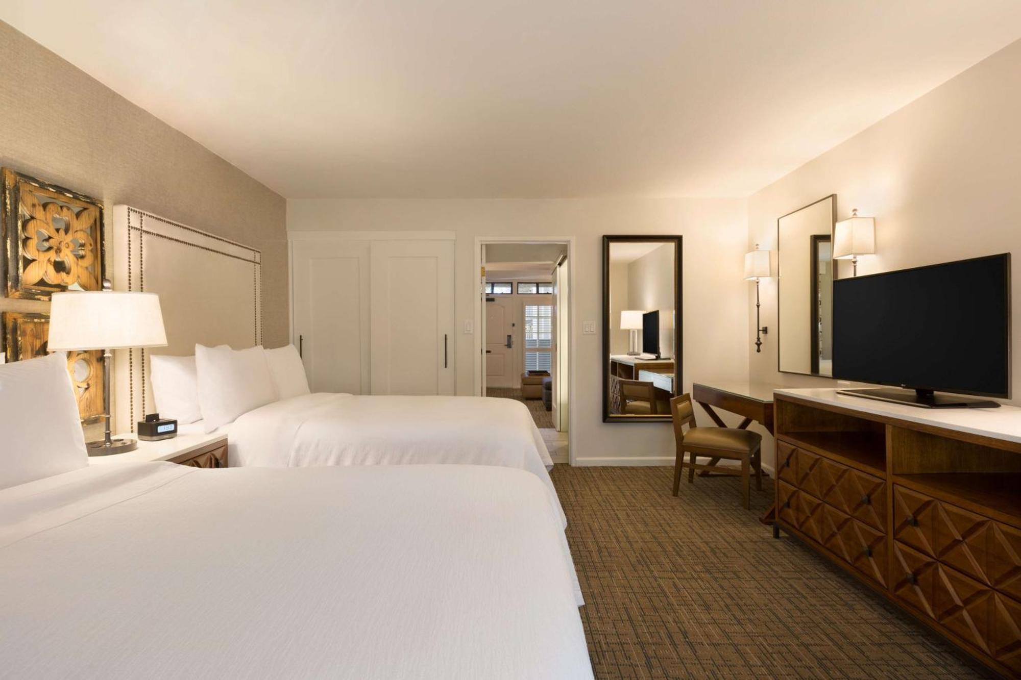 Embassy By Hilton Scottsdale