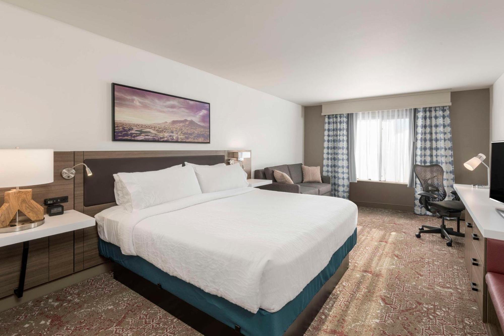 Hilton Garden North/perimeter Center 3*