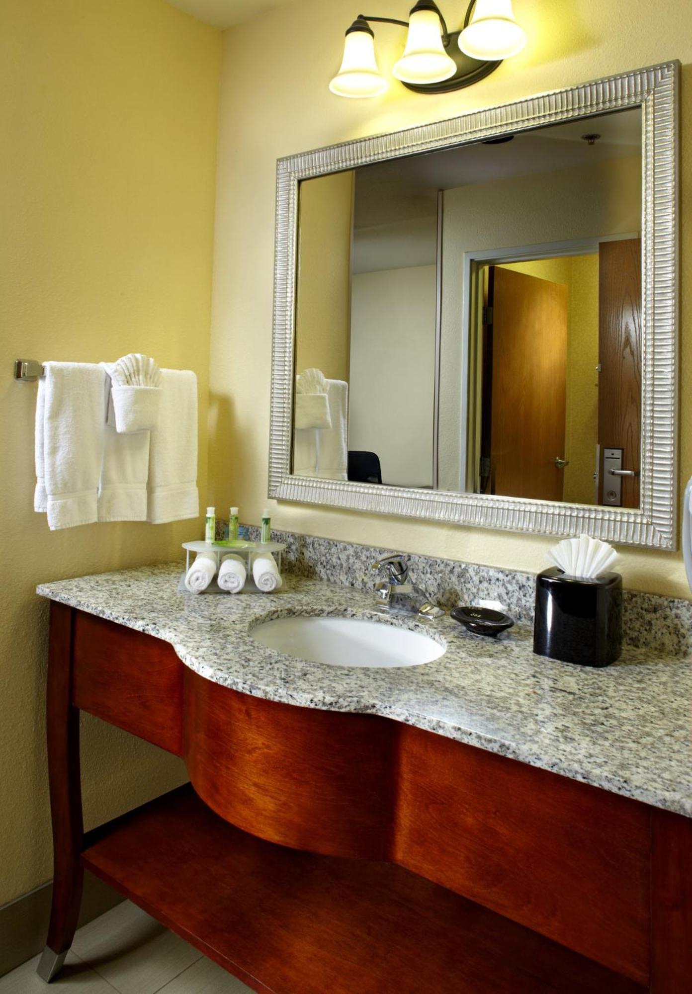 Resort Express & - Old Town, An Ihg
