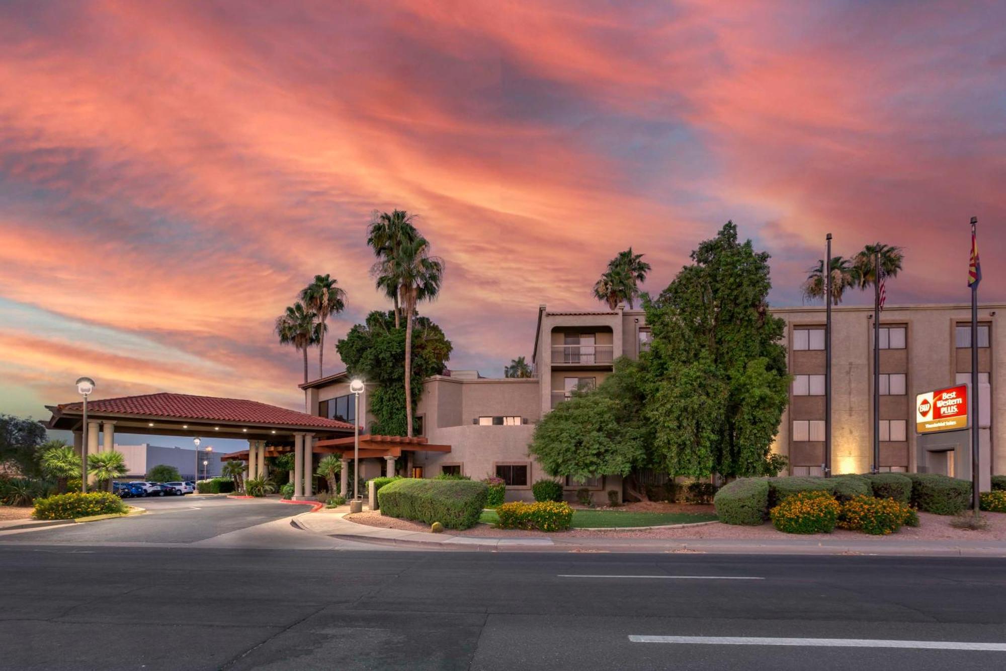 Western Thunderbird Scottsdale