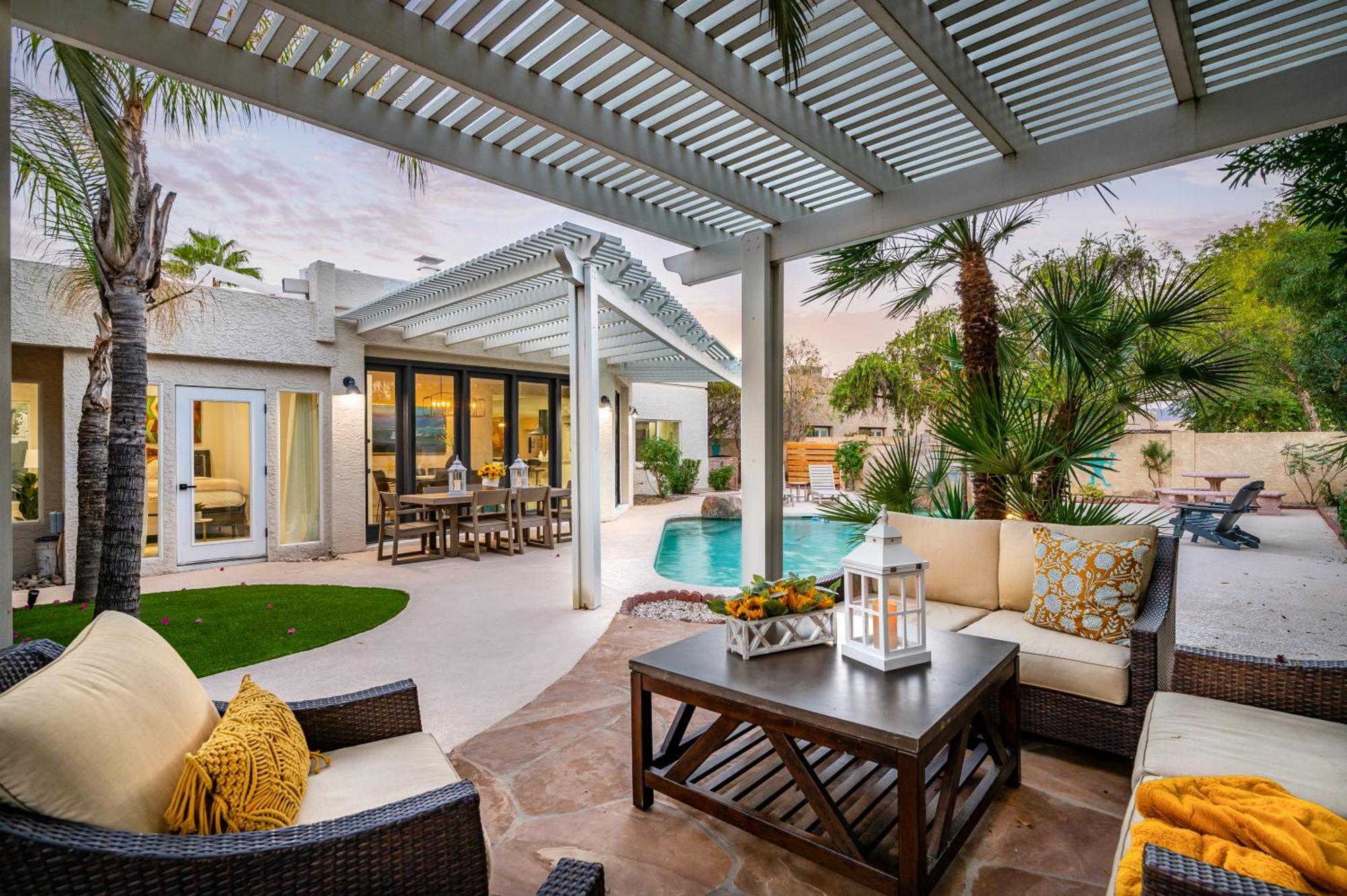 Casa de férias Game Nights Swimming And Whispering Palms *