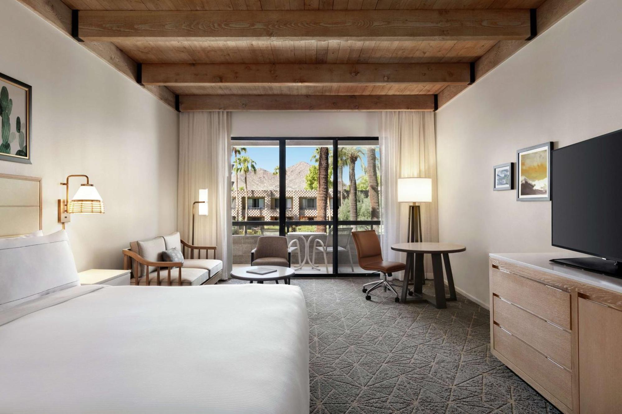 Doubletree By Hilton Paradise Valley