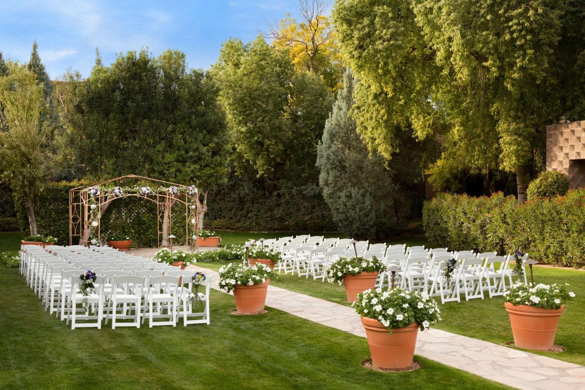 Doubletree By Hilton Paradise Valley 4*