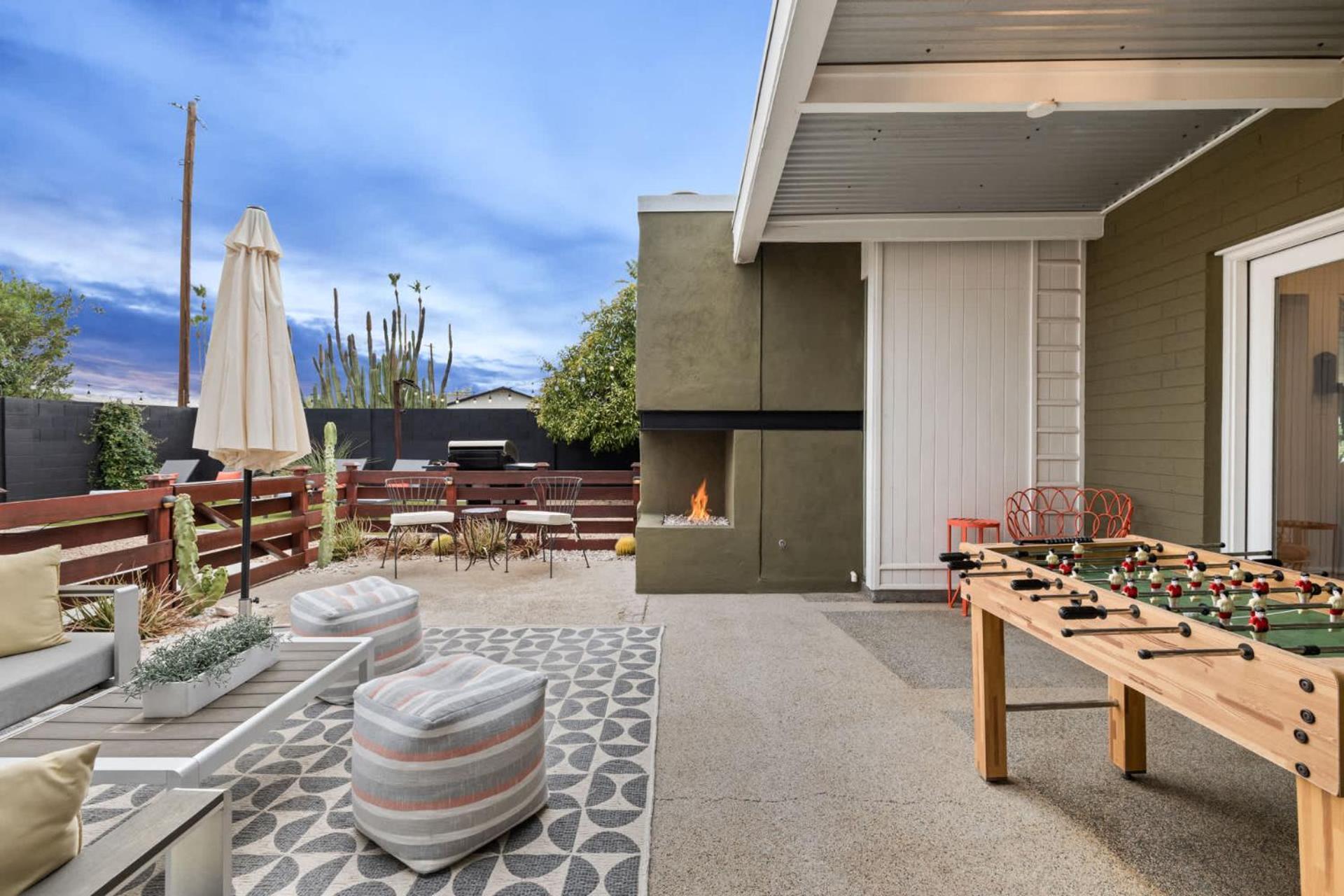 Mid-century Marvel - Poolside Patio With & Bocce Casa de férias *