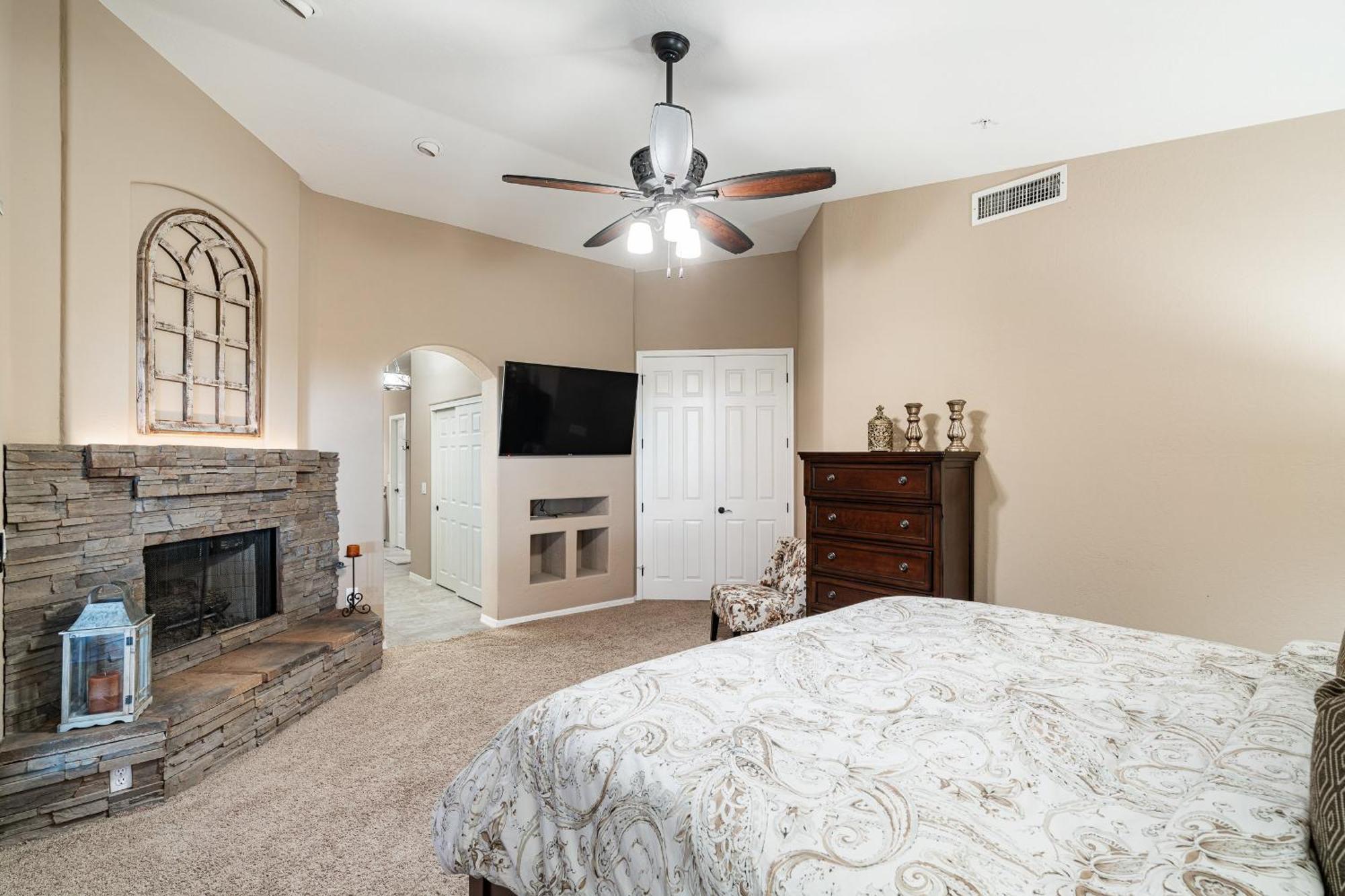 Holiday home Pinnacle Perfection By Porter Heated Pool W Outdoor Putting *