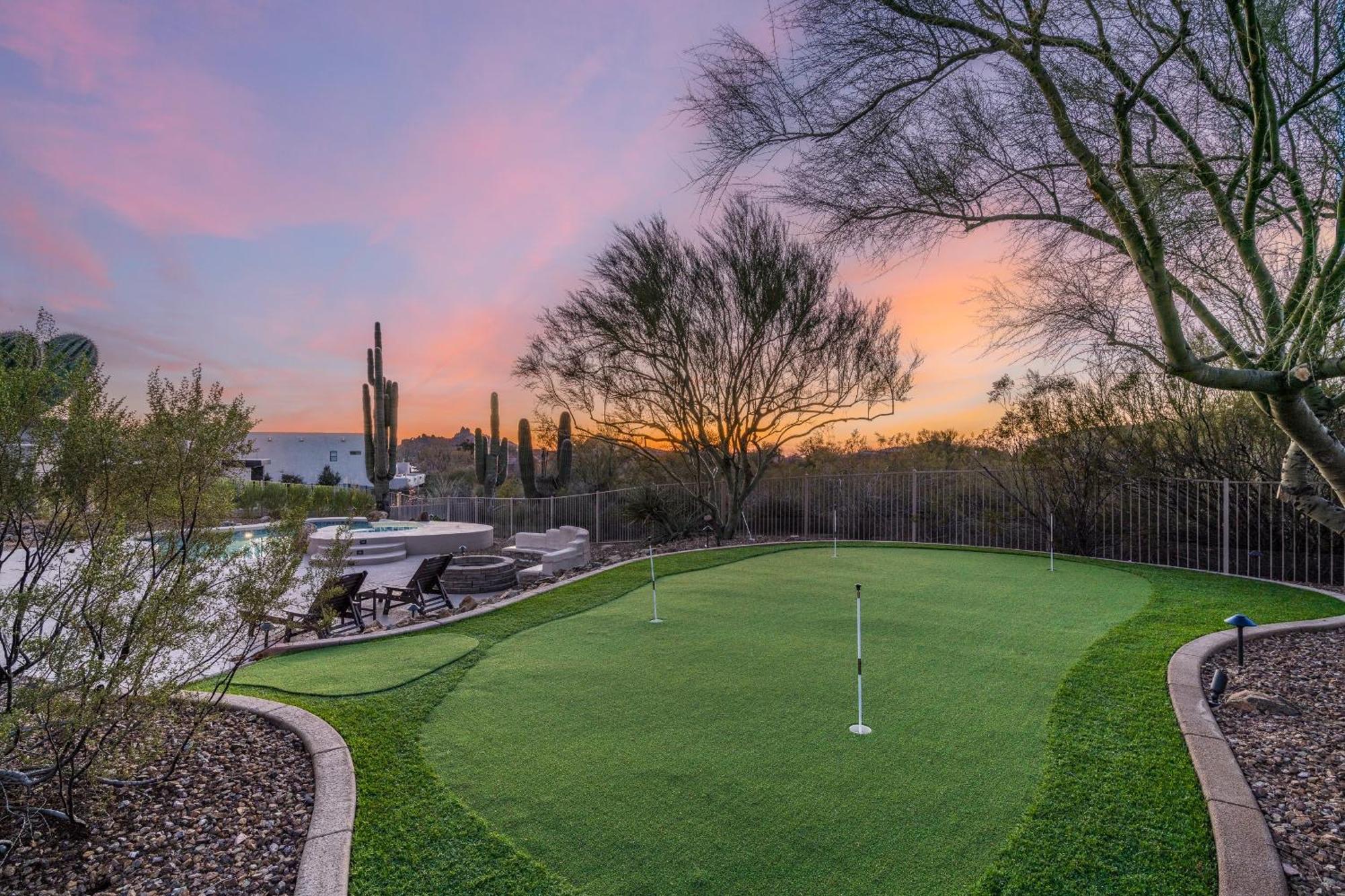 Holiday home Pinnacle Perfection By Porter Heated Pool W Outdoor Putting *