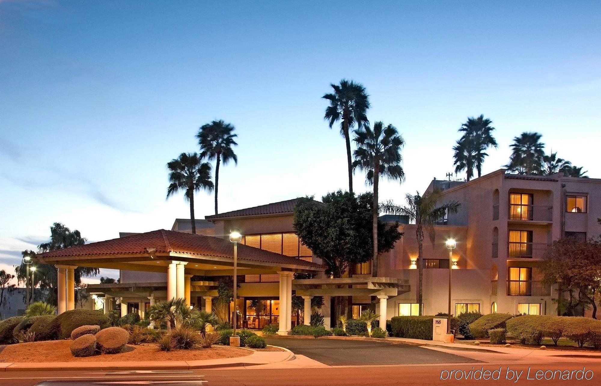 Western Thunderbird 3* Scottsdale