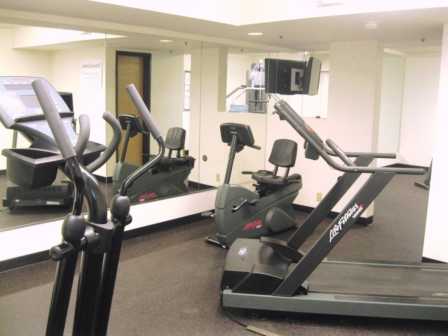 Western Thunderbird Hotel 3*