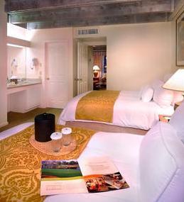 Hotel Cottonwoods & 3*