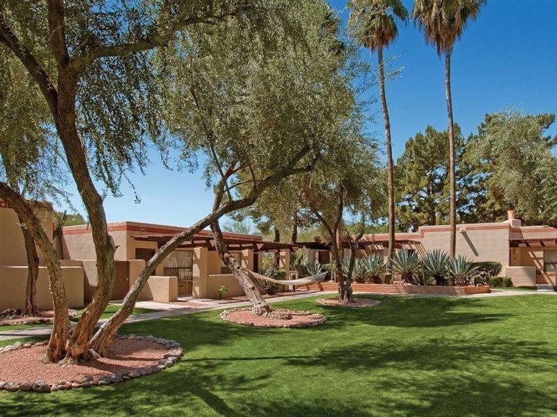 Hotel Cottonwoods & Scottsdale