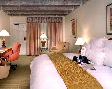 Cottonwoods & Hotel 3*