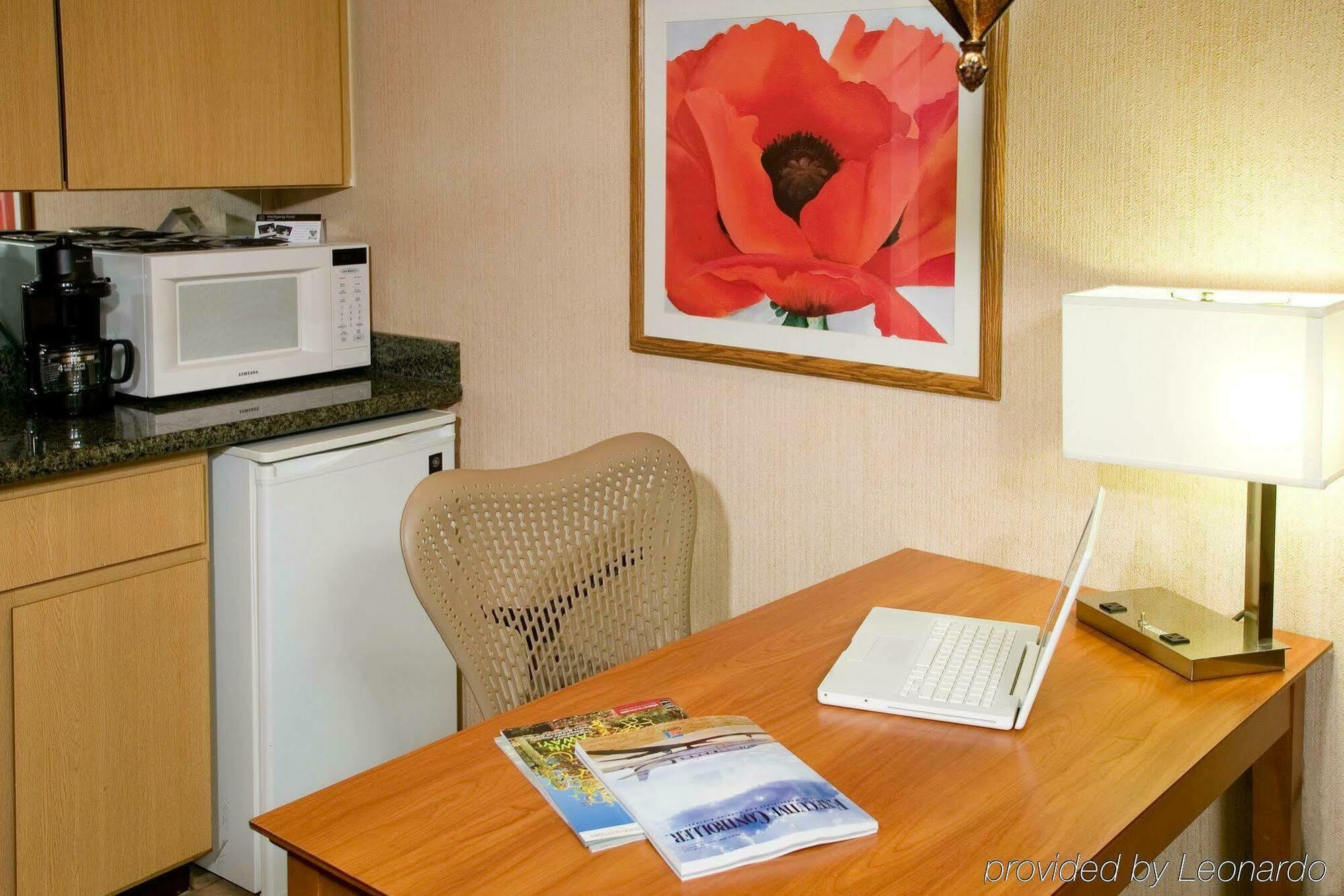 Hotel Western Thunderbird