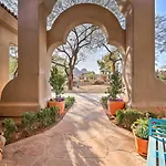 Lavish Paradise Valley Home With Sports Court And Pool