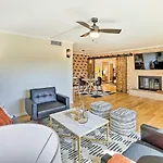 Stunning Old Town Condo Pool And Sunset Views!