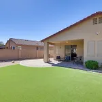Contemporary House About 6 Mi To Pinnacle Peak Park!