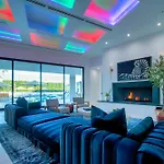 Old Town Scottsdale Luxury Villa - Heated Pool, Spa, Rooftop Deck, Sauna, Speakeasy