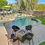 The Debonair Derby By Paseohomesaz With Heated Pool
