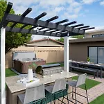 Casa Citrus Modern Old Town Escape